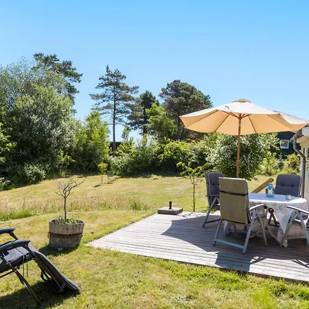 Σπίτι διακοπών Idyllic With Large Garden Fårevejle