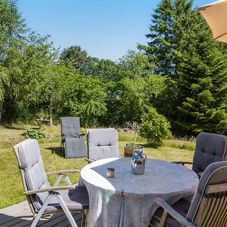 Idyllic With Large Garden * Fårevejle