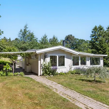Idyllic With Large Garden * Fårevejle